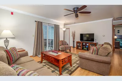 1270  Village Centre Dr #1, Somers, WI 53144 - Photo 4