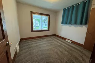 517 Hayes Avenue, Racine, WI 53405 - Photo 10