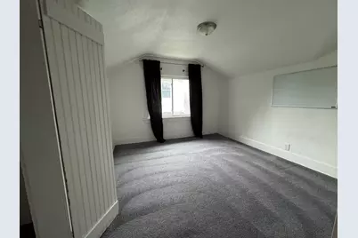 517  Hayes Ave, Racine, WI 53405 - Photo 14