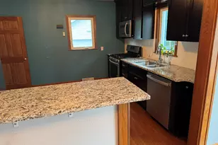517 Hayes Avenue, Racine, WI 53405 - Photo 6