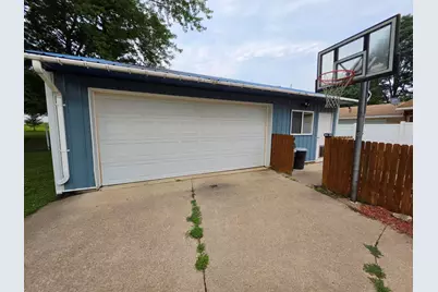 310  Austin St, Sparta, WI 54656 - Photo 24