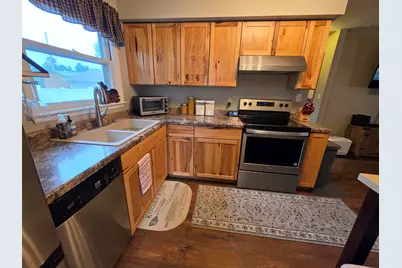 310  Austin St, Sparta, WI 54656 - Photo 8