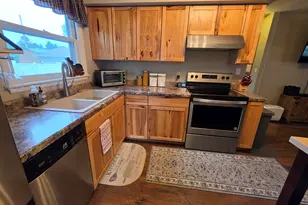 310 Austin St, Sparta, WI 54656 - Photo 8