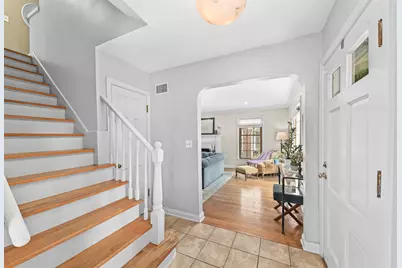 2439 N 81st St, Wauwatosa, WI 53213 - Photo 2