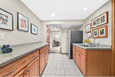 2439 N 81st St, Wauwatosa, WI 53213 - Photo 24