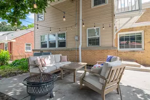 2439 N 81st St, Wauwatosa, WI 53213 - Photo 30