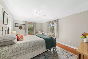 2439 N 81st St, Wauwatosa, WI 53213 - Photo 18