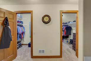 W270N2468 Orchard Ln, Pewaukee, WI 53072 - Photo 26