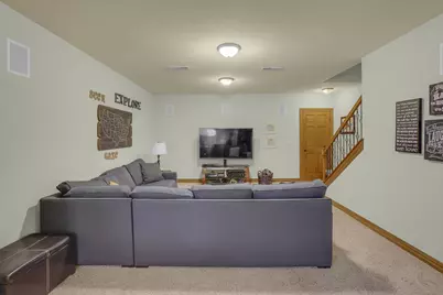 W270N2468  Orchard Ln, Pewaukee, WI 53072 - Photo 32