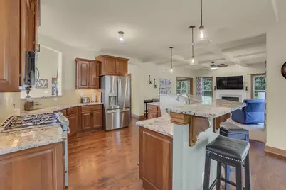 W270N2468  Orchard Ln, Pewaukee, WI 53072 - Photo 12