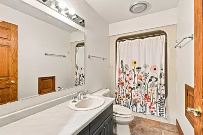 4730  Willow Creek Ln, Sheboygan, WI 53083 - Photo 46