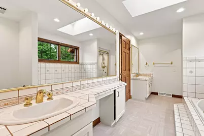 4730  Willow Creek Ln, Sheboygan, WI 53083 - Photo 58