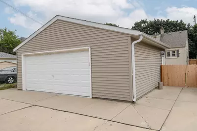 4019 S Kansas Ave, Saint Francis, WI 53235 - Photo 30