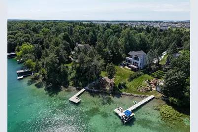 3244 N Interlaken Dr, Summit, WI 53066 - Photo 40