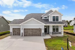 1499 Patton Dr, Hartford, WI 53027 - Photo 1