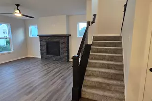 1499 Patton Dr, Hartford, WI 53027 - Photo 12