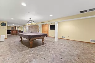 N56W15799 Bette Dr, Menomonee Falls, WI 53051 - Photo 36
