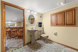 N56W15799 Bette Dr, Menomonee Falls, WI 53051 - Photo 38