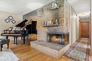 N56W15799 Bette Dr, Menomonee Falls, WI 53051 - Photo 18