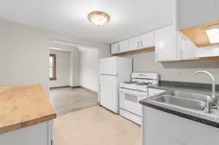2210 S Winchester St, Milwaukee, WI 53207 - Photo 22