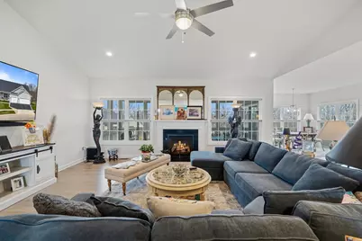 1740  Cobblestone Ct, Lake Geneva, WI 53147 - Photo 6