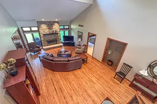 504 N Ponderosa Dr, Hartland, WI 53029 - Photo 8