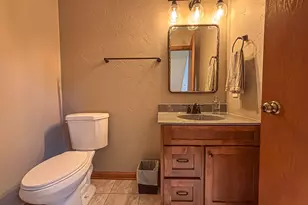 504 N Ponderosa Dr, Hartland, WI 53029 - Photo 20
