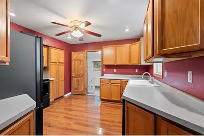 713  Huron St, Manitowoc, WI 54220 - Photo 4