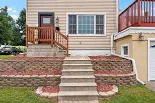 713 Huron St, Manitowoc, WI 54220 - Photo 34