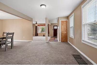 713  Huron St, Manitowoc, WI 54220 - Photo 14