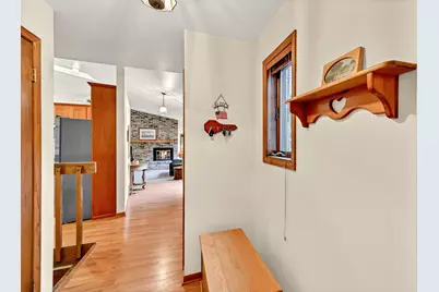 8032 S 66th St, Franklin, WI 53132 - Photo 22