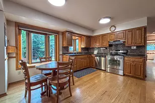 W228S5955 Arrow Ridge Rd, Waukesha, WI 53189 - Photo 12