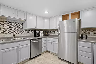 4223  Canterbury Ln, Racine, WI 53403 - Photo 38