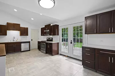 4223  Canterbury Ln, Racine, WI 53403 - Photo 26