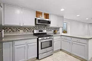 4223 Canterbury Ln, Racine, WI 53403 - Photo 36