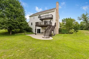 W248S6006 Deerfield Cir, Waukesha, WI 53189 - Photo 38