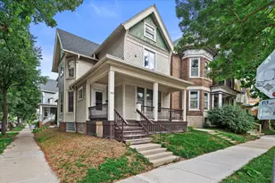 1600 E Kane Pl, Milwaukee, WI 53202 - Photo 2