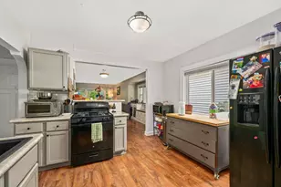 2727 S Austin St, Milwaukee, WI 53207 - Photo 14