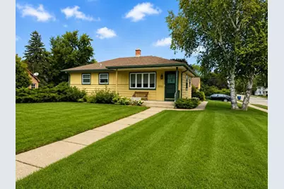 1058  7th Ave, Grafton, WI 53024 - Photo 2