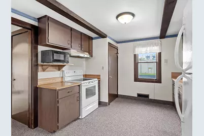 2600  Jackson St, Two Rivers, WI 54241 - Photo 14