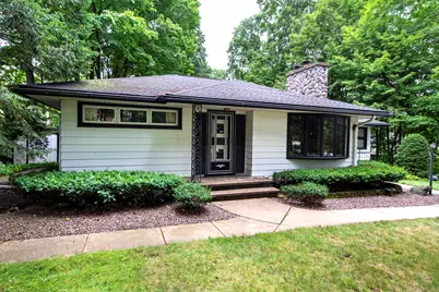 755  Adelmann Ave, Brookfield, WI 53045 - Photo 6