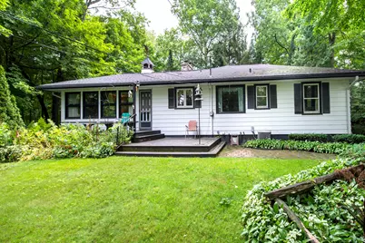 755  Adelmann Ave, Brookfield, WI 53045 - Photo 4