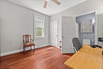 2501 S Lenox St, Milwaukee, WI 53207 - Photo 16