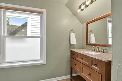 2812 N Pierce St, Milwaukee, WI 53212 - Photo 18