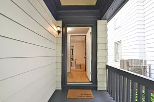 2812 N Pierce St, Milwaukee, WI 53212 - Photo 2