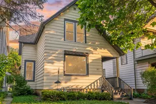 2812 N Pierce St, Milwaukee, WI 53212 - Photo 1