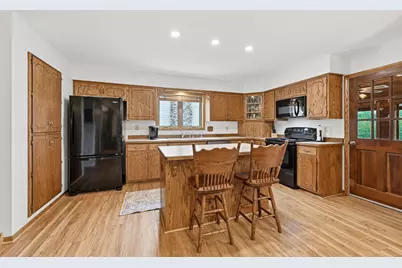27346  Foxhaven Dr, Racine, WI 53185 - Photo 12