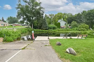 27346 Foxhaven Dr, Racine, WI 53185 - Photo 26