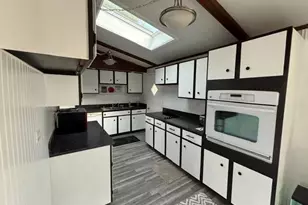 125 E Spaulding St, Watertown, WI 53098 - Photo 18