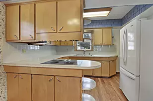 8920 20th Ave, Pleasant Prairie, WI 53143 - Photo 10